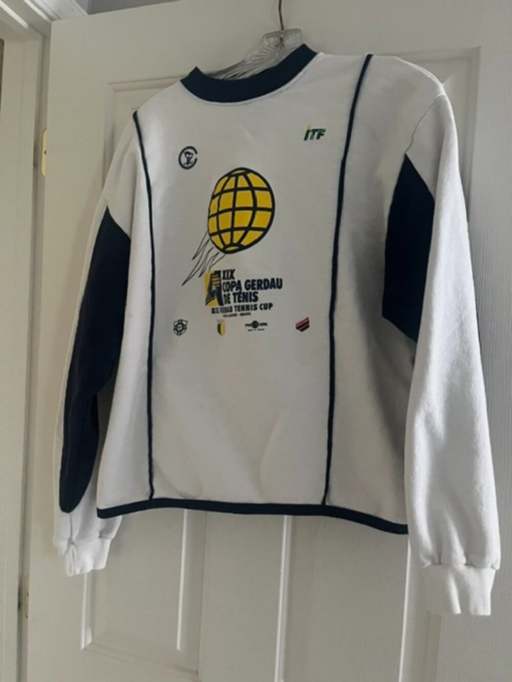 Men's Sweatshirt M